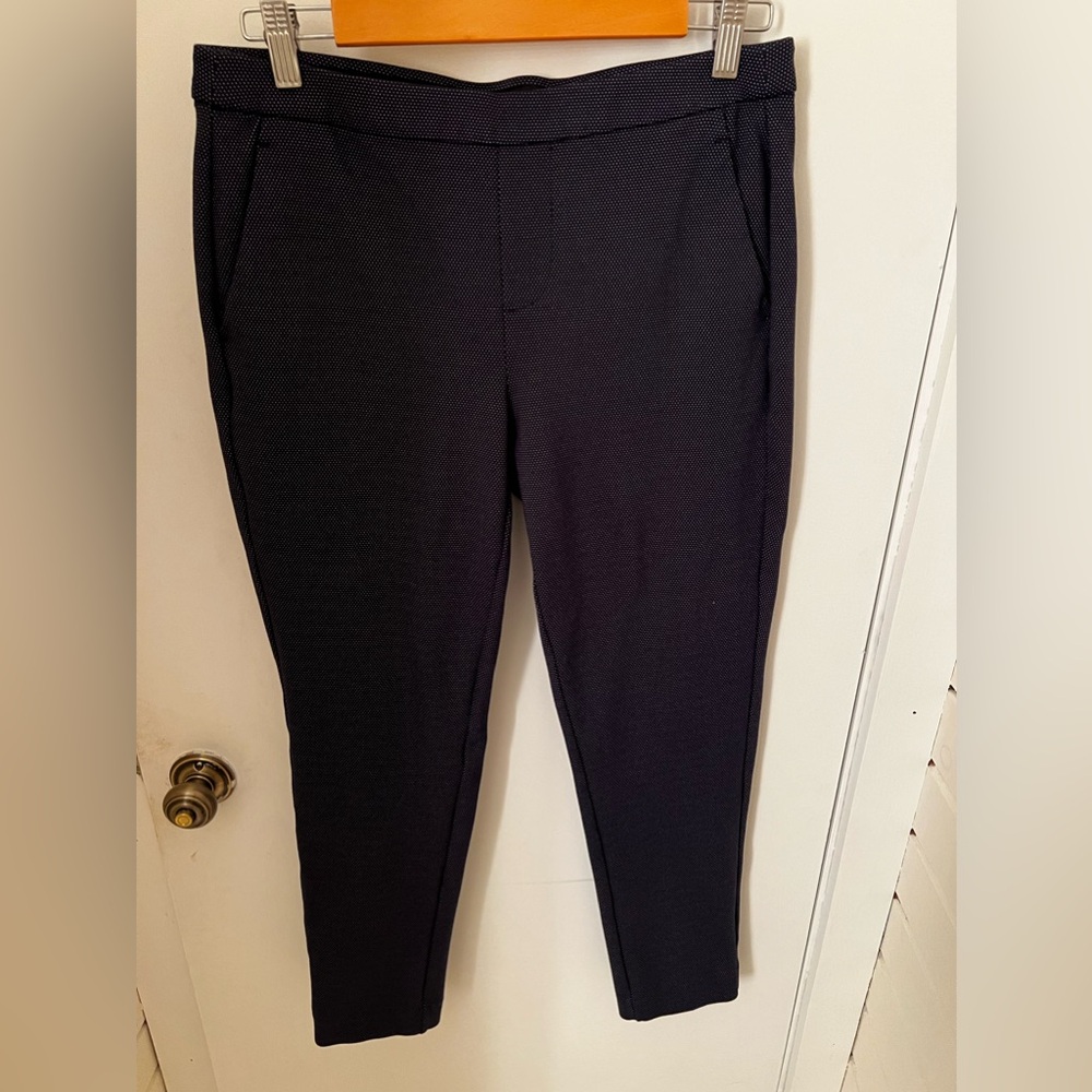 Liverpool size 6 pant. Navy blue